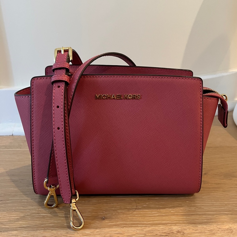 Michael Kors Mauve Pink Crossbody bag